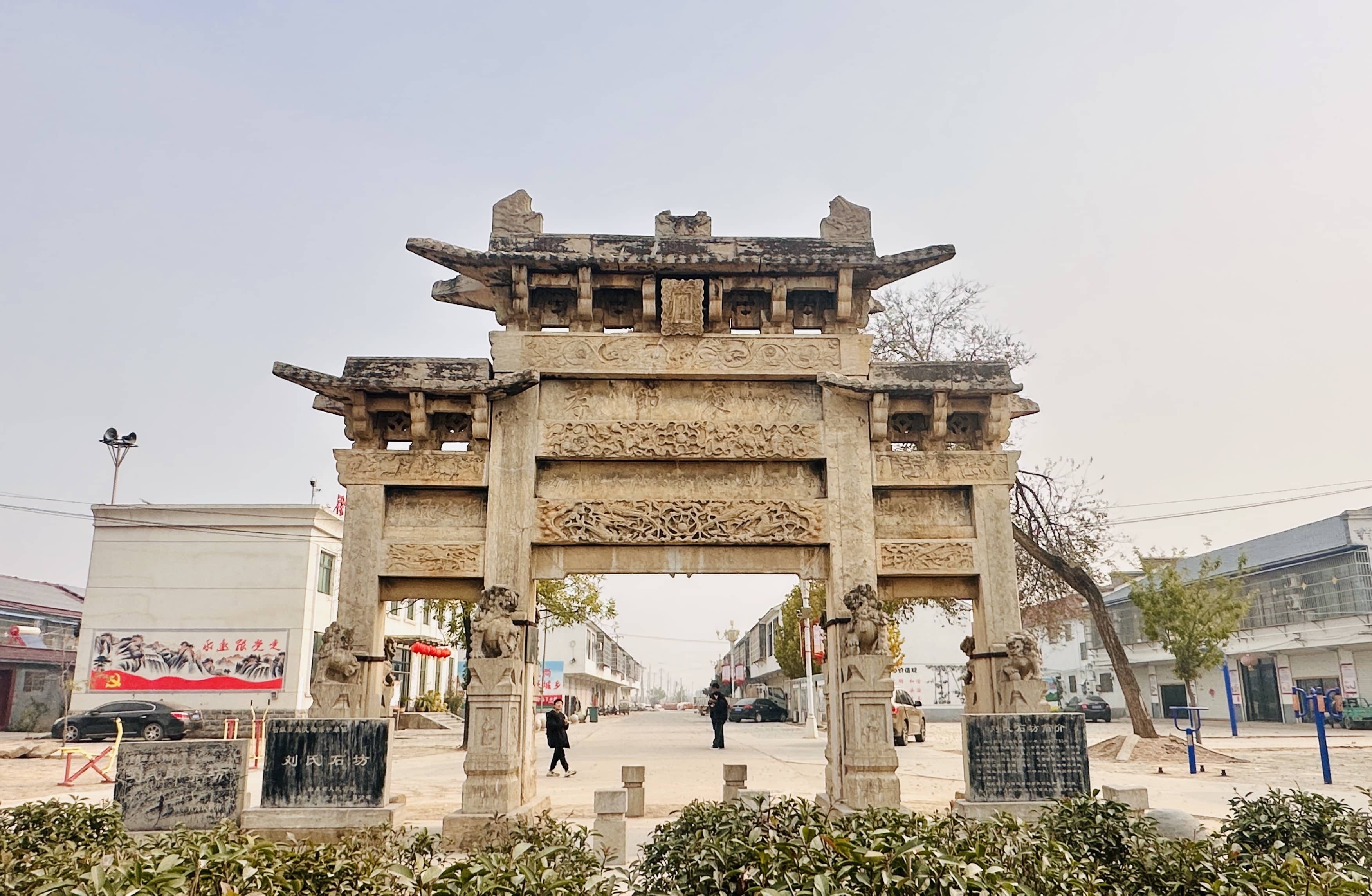 村美業(yè)興民富，鄉(xiāng)村振興新畫(huà)卷漸次呈現(xiàn)